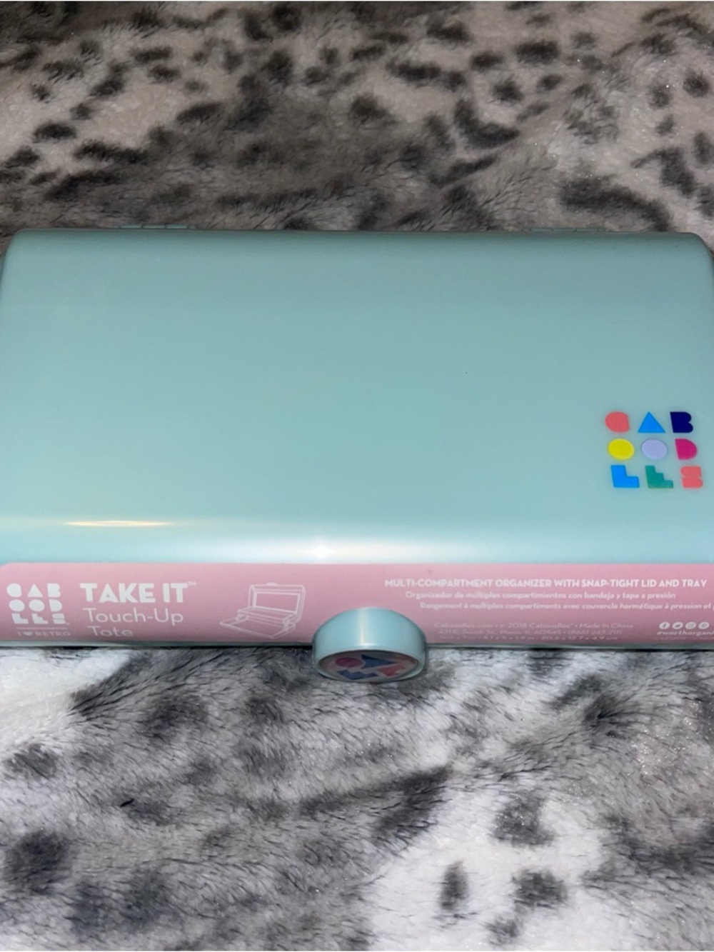 Caboodles take it tote